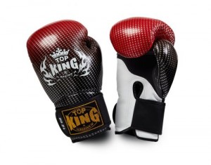 Про рукавичках для занять тайським боксом